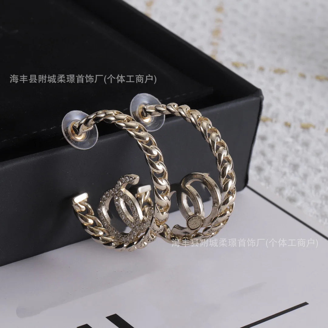 New Stud Earrings Women's High Version Classic Double Letter Party Versatile