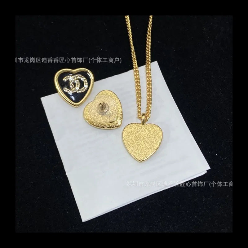 Spade Heart Full Diamond Necklace Women's Versatile Sweet Heart Enamel Stud Earrings Tide