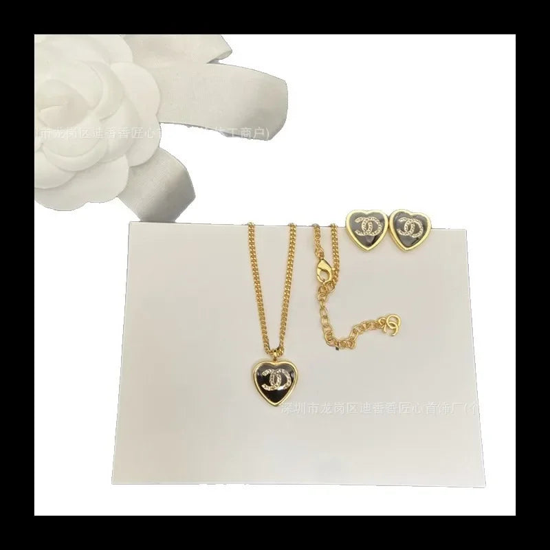 Spade Heart Full Diamond Necklace Women's Versatile Sweet Heart Enamel Stud Earrings Tide