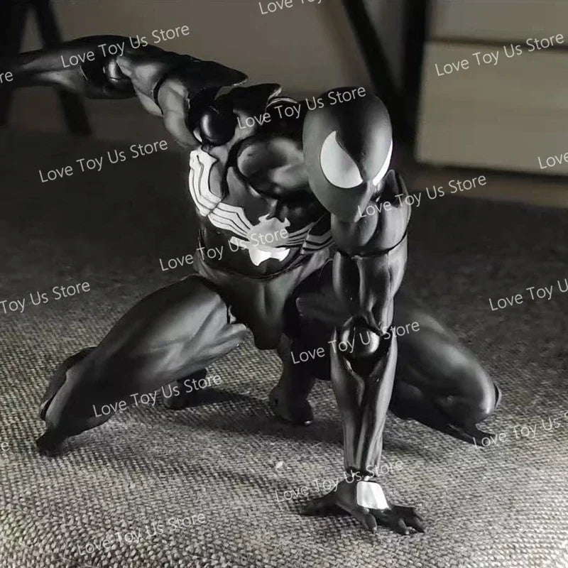 Hot Toys Spider Man Symbiote Suit And Scarlet Spider Action Figures Gift Set