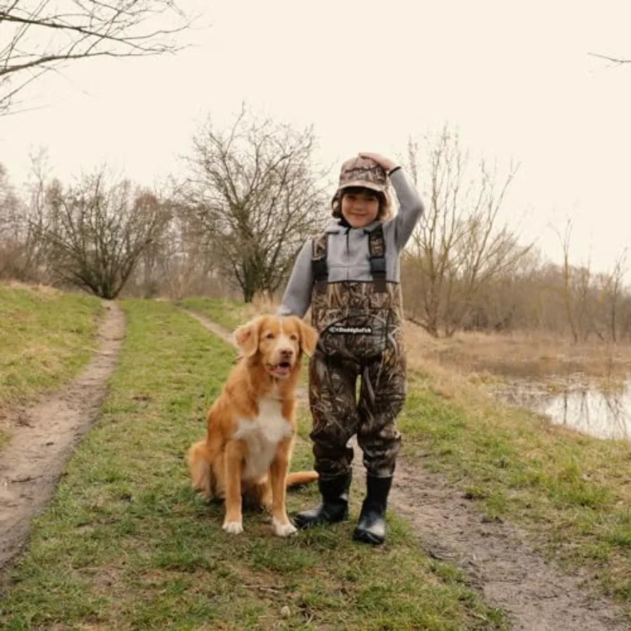 Fishing hunting chest waders for kids and adults, neoprene material, camouflage color, bootfoot design with wader hanger includ
